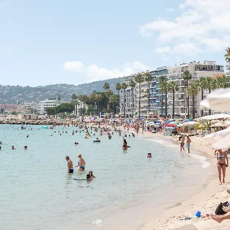 The Originals Residence, Les Strelitzias Juan-les-Pins