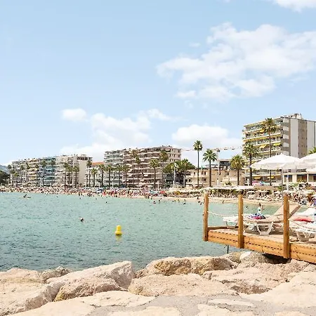 The Originals Residence, Les Strelitzias 4*