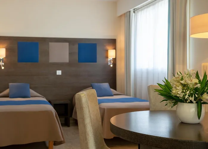 The Originals Résidence, Les Strélitzias Aparthotel 4*