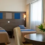 The Originals Résidence, Les Strélitzias Apartahotel 4*