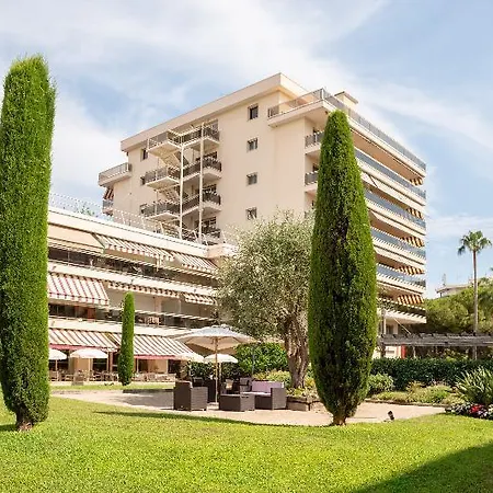 The Originals Résidence, Les Strélitzias Aparthotel 4*