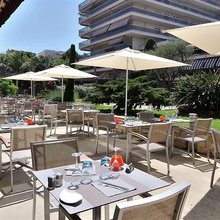 The Originals Residence, Les Strelitzias Ξενοδοχείο με διαμερίσματα 4*