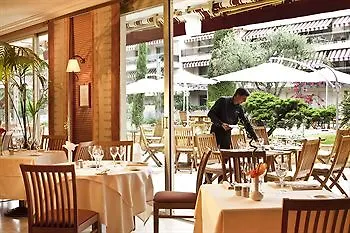 Apart-hotel The Originals Residence, Les Strelitzias