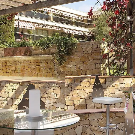 The Originals Residence, Les Strelitzias Aparthotel Juan-les-Pins