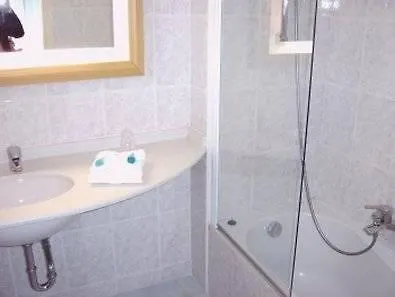 Апарт-готель The Originals Residence, Les Strelitzias 4*