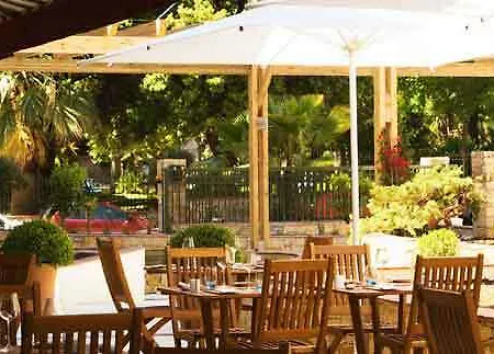 Apart-hotel The Originals Residence, Les Strelitzias Juan-les-Pins