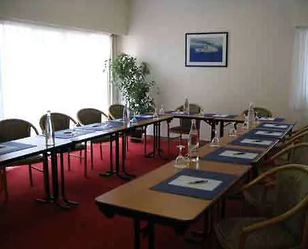 The Originals Residence, Les Strelitzias 4*