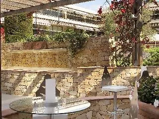 Apart-hotel The Originals Residence, Les Strelitzias 4*